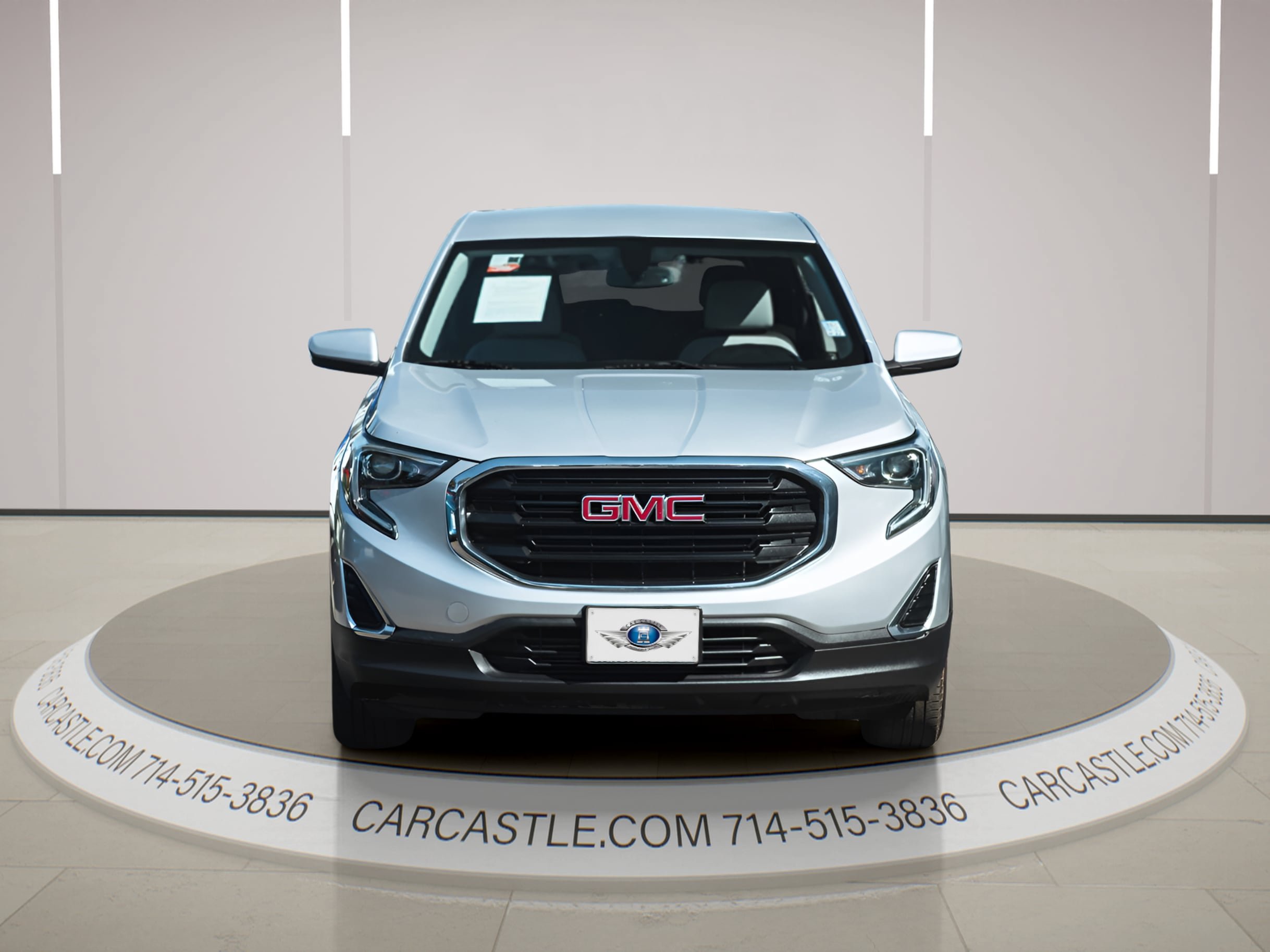 Used 2019 GMC Terrain SLE FWD image 2