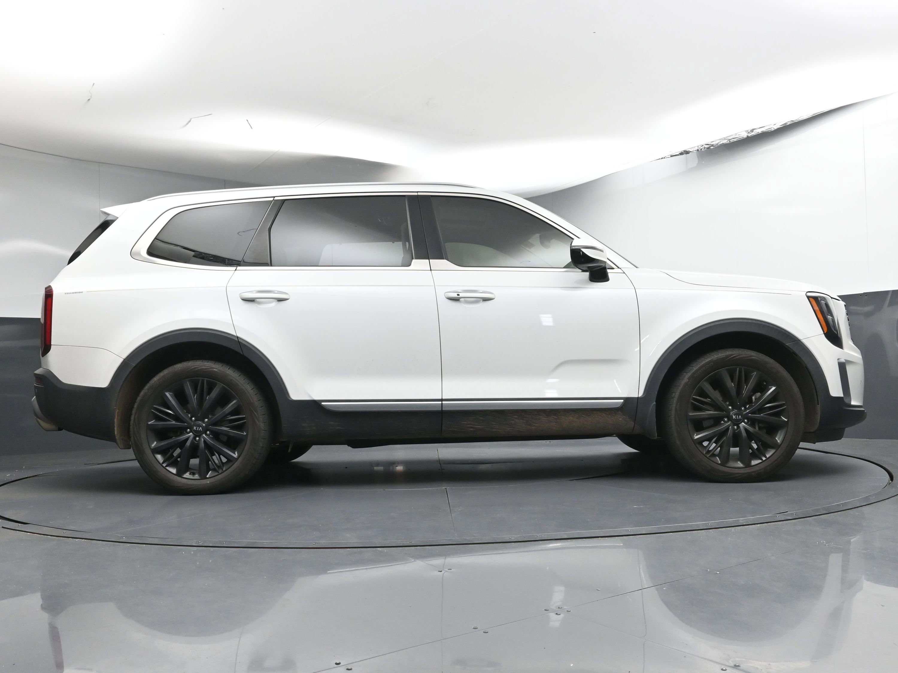 Used 2020 Kia Telluride SX image 26
