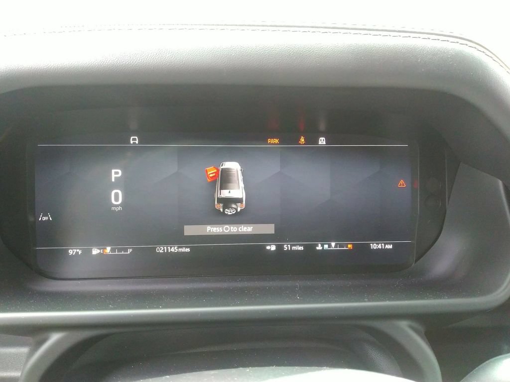 Used 2025 Land Rover Defender 130 V8 AWD/4WD image 7