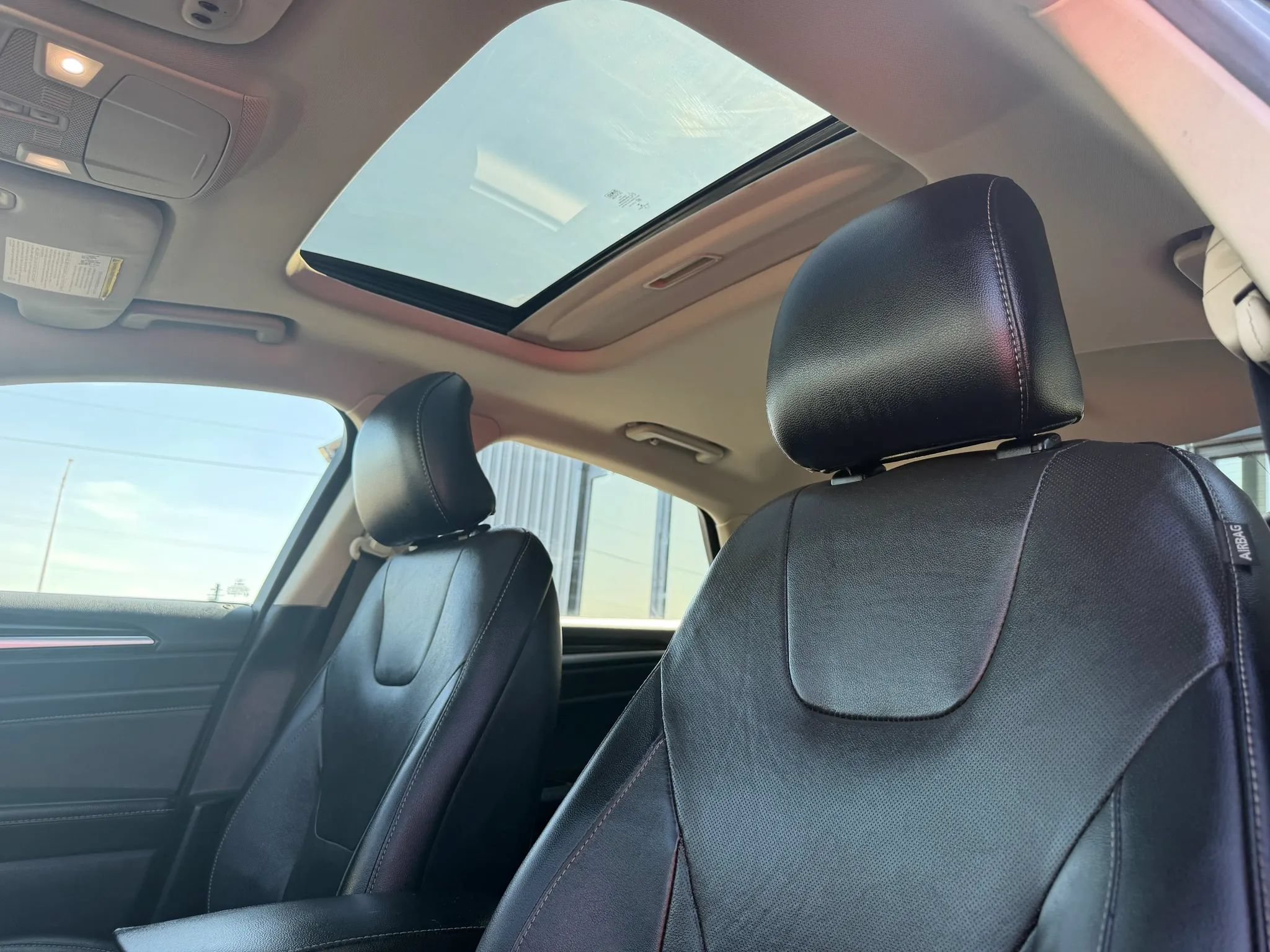 Used 2019 Ford Fusion Titanium AWD/4WD image 19