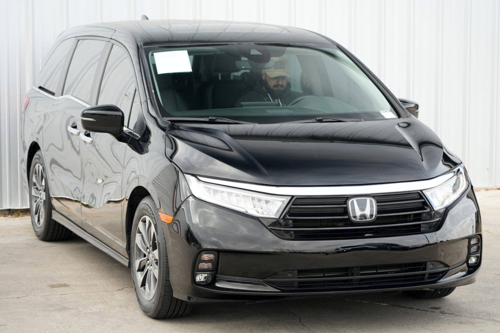 Used 2023 Honda Odyssey EX-L image 54