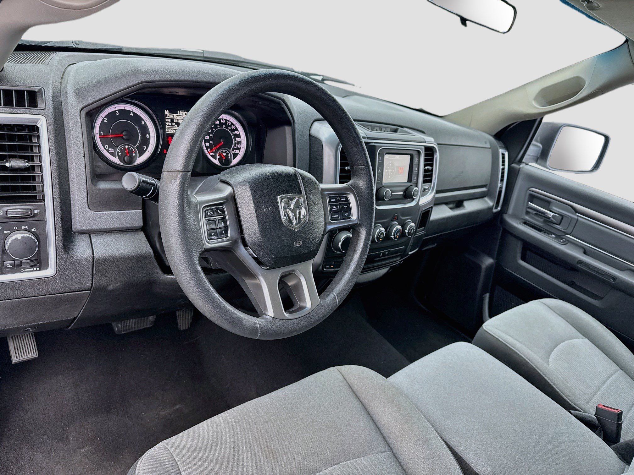 Used 2024 RAM 1500 Classic SLT AWD/4WD image 7