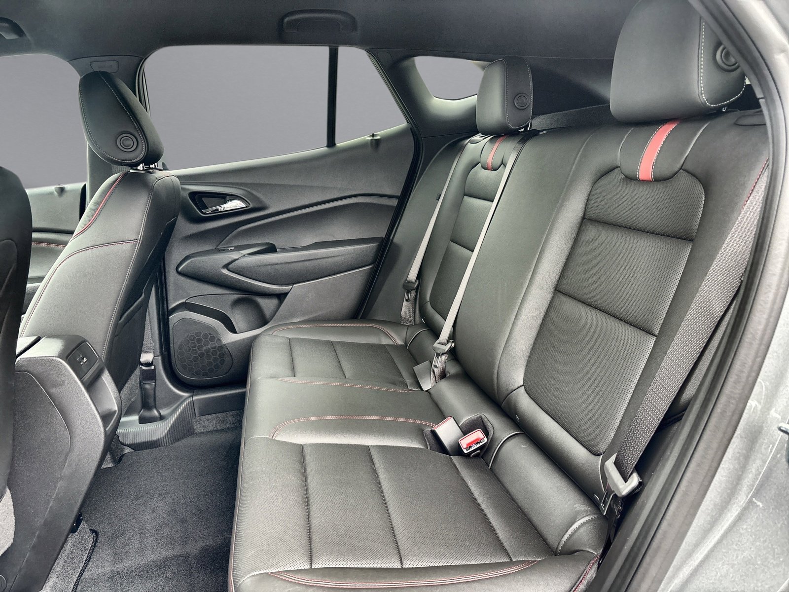 New 2026 Chevrolet Trax RS w/ Driver Confidence Package FWD image 29