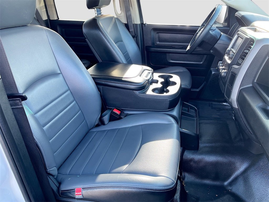 Used 2021 RAM 1500 Tradesman w/ Chrome Appearance Group image 25