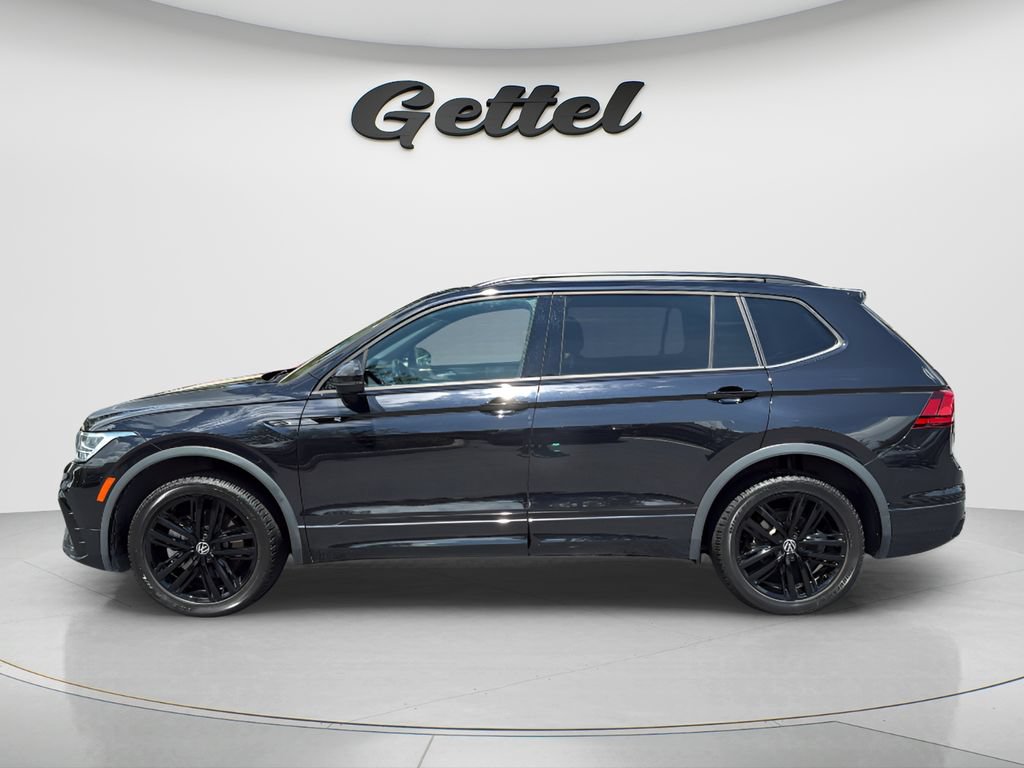 Used 2022 Volkswagen Tiguan SE R-Line AWD/4WD image 8