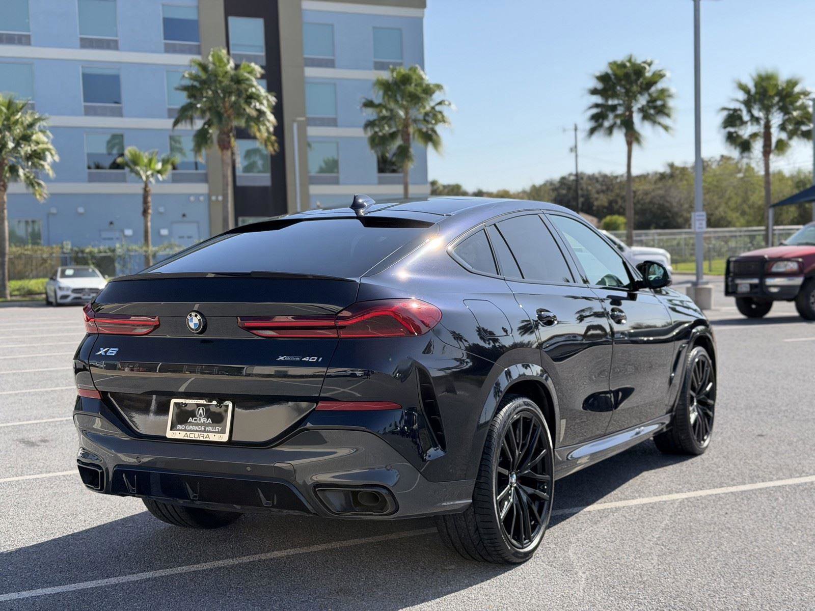 Used 2021 BMW X6 xDrive40i w/ M Sport Package image 17