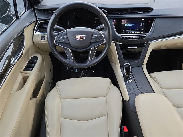 Used 2019 Cadillac XT5 AWD image 11