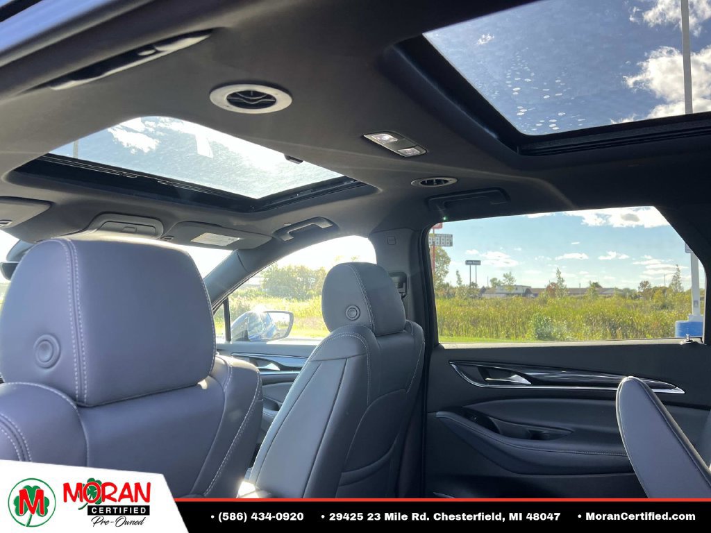 Used 2022 Buick Enclave Premium w/ Experience Buick Package FWD image 15