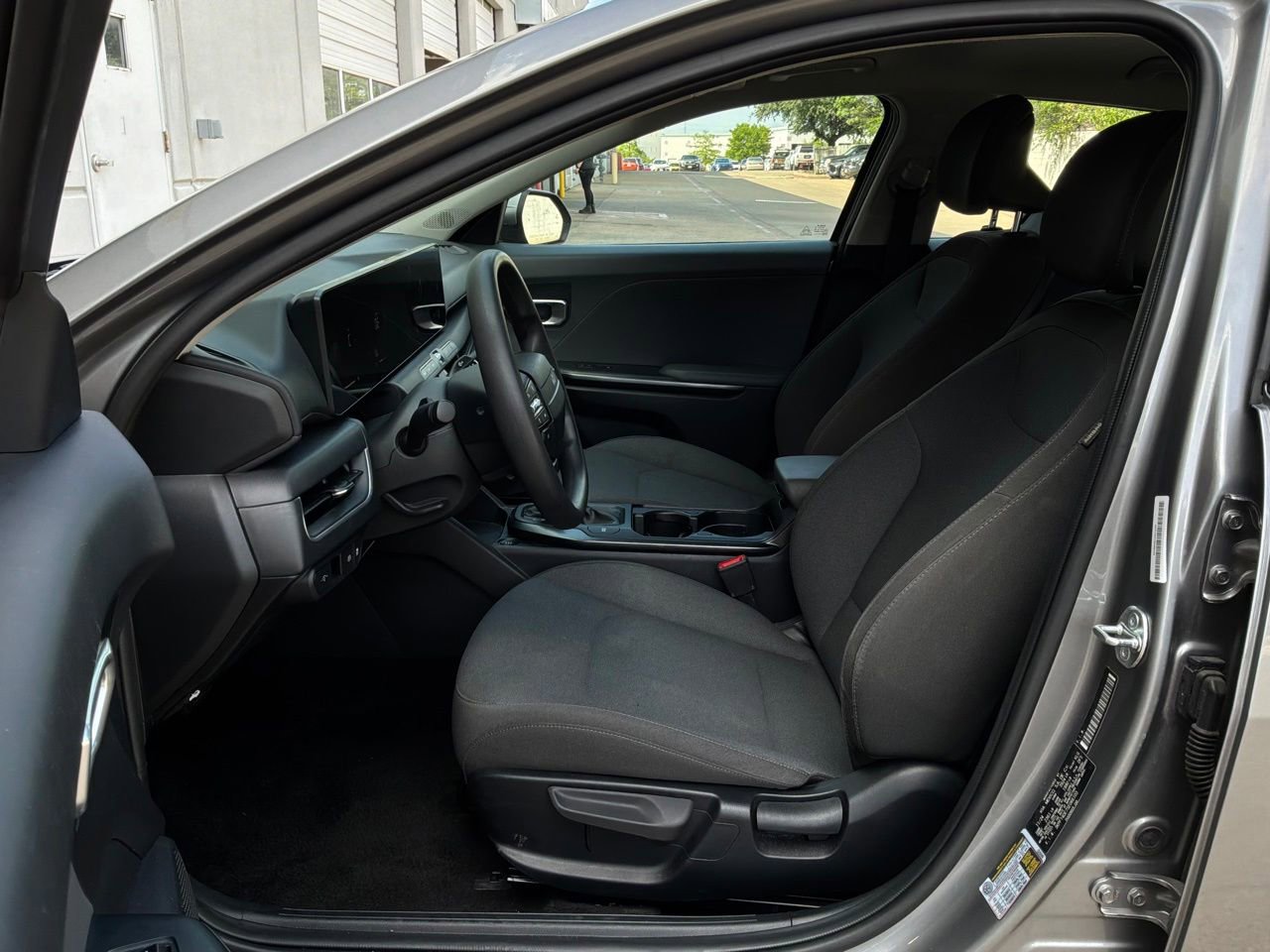 Used 2025 Kia K4 FWD image 10