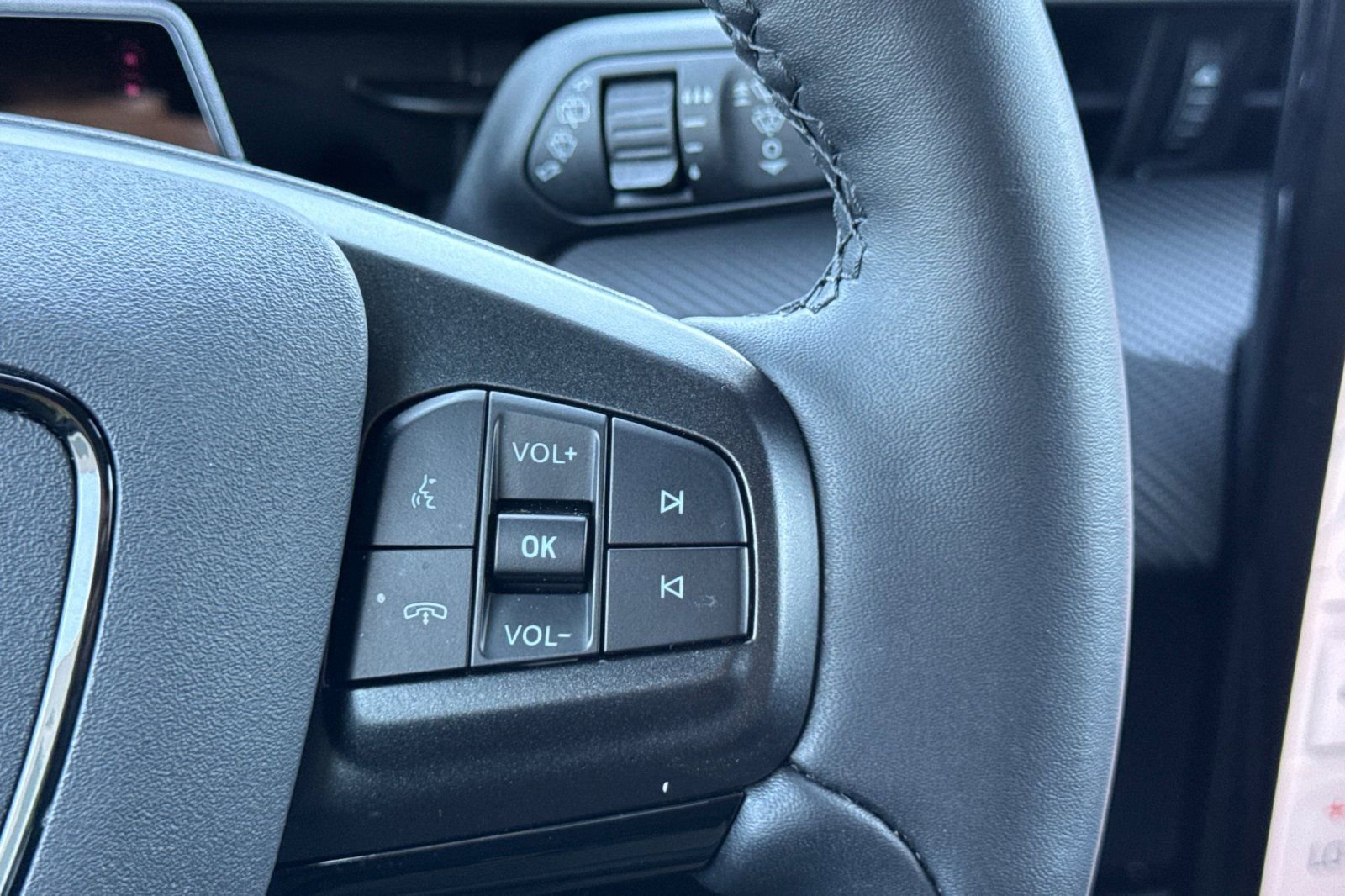 Used 2024 Ford Mustang Mach-E Select w/ Comfort Package Lite image 28