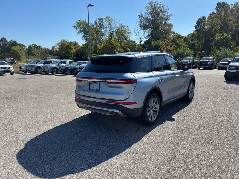 Used 2022 Lincoln Corsair FWD w/ Premium Package image 5