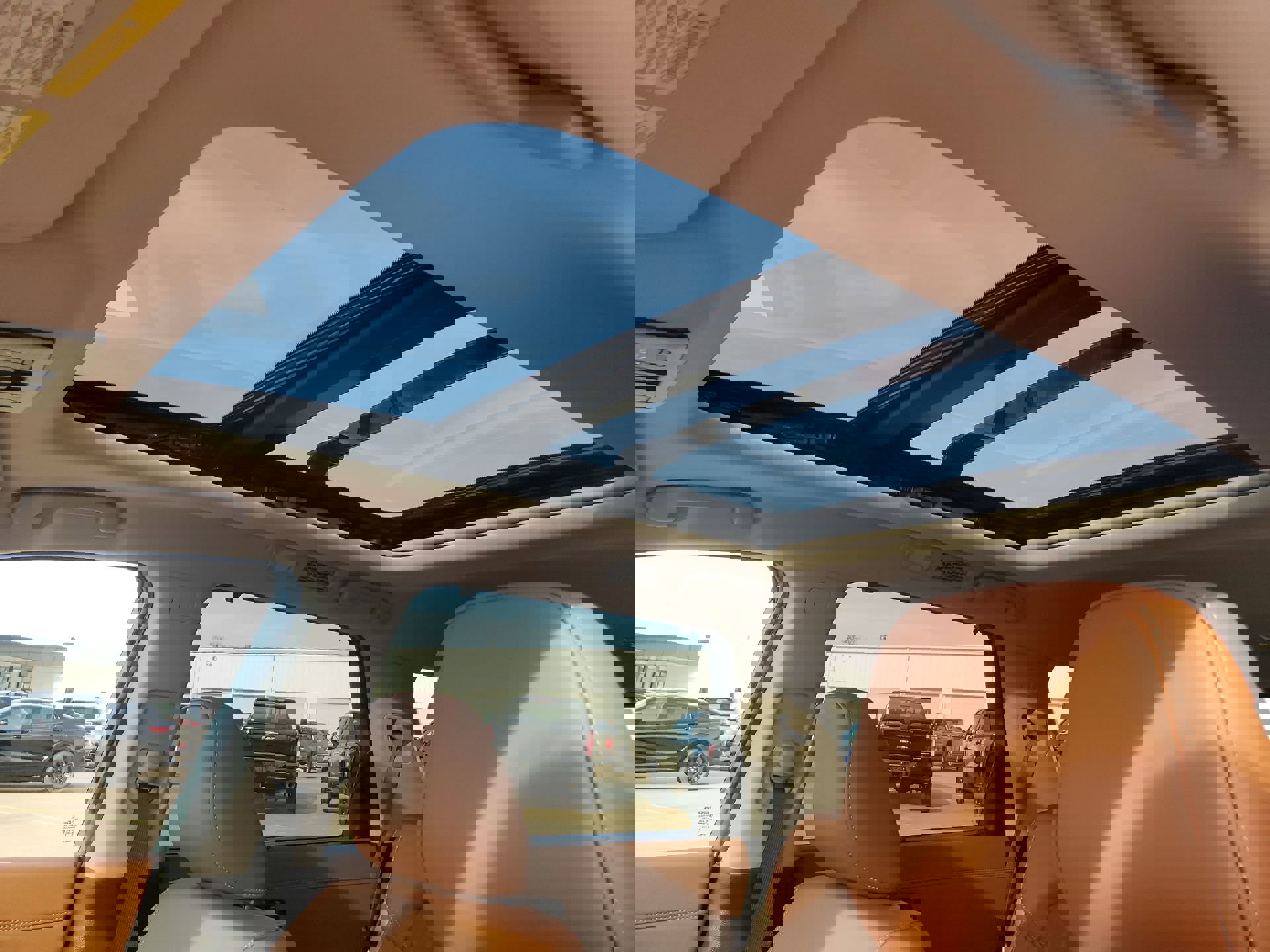 Used 2026 Nissan Pathfinder Platinum image 26