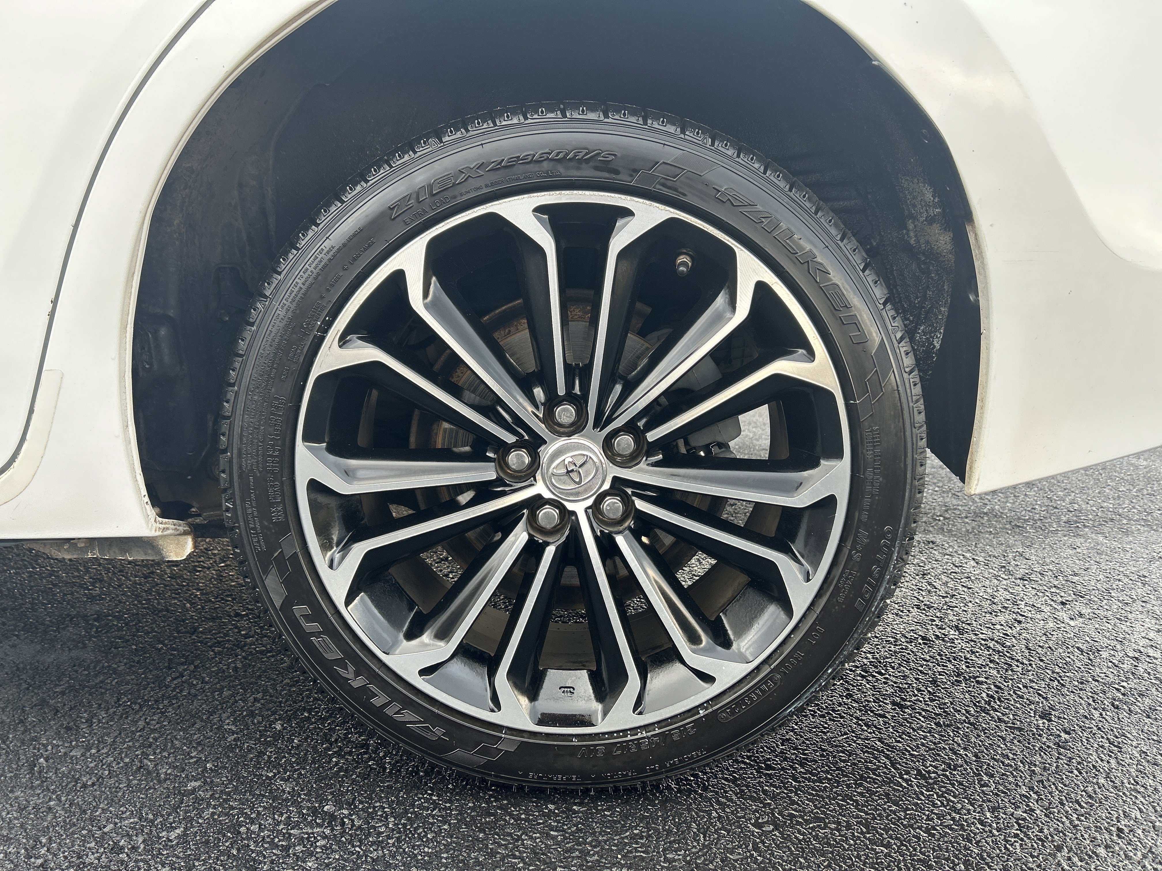 Used 2015 Toyota Corolla S w/ Driver Convenience Package image 35