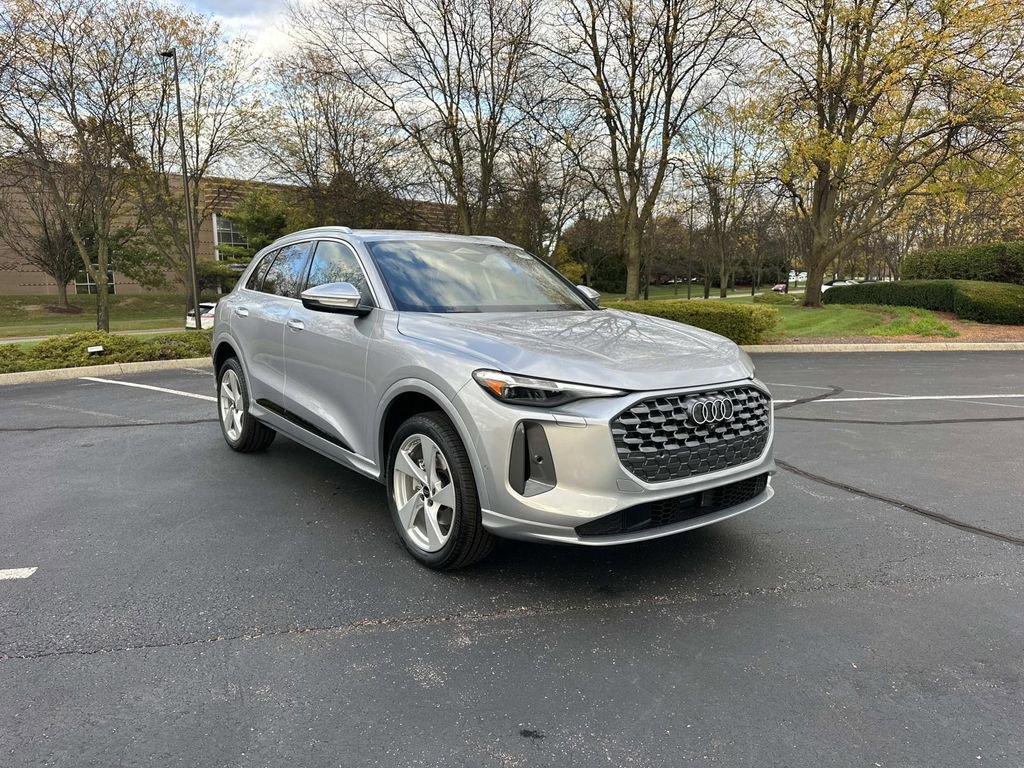 New 2025 Audi Q5 Premium Plus image 1