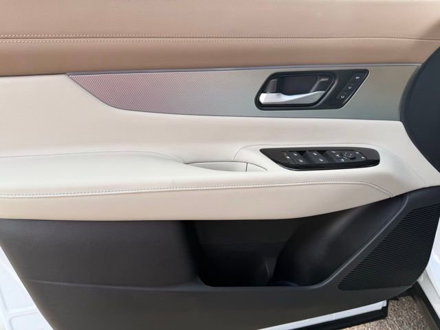 Certified 2026 Nissan Murano Platinum w/ Cargo Package image 11