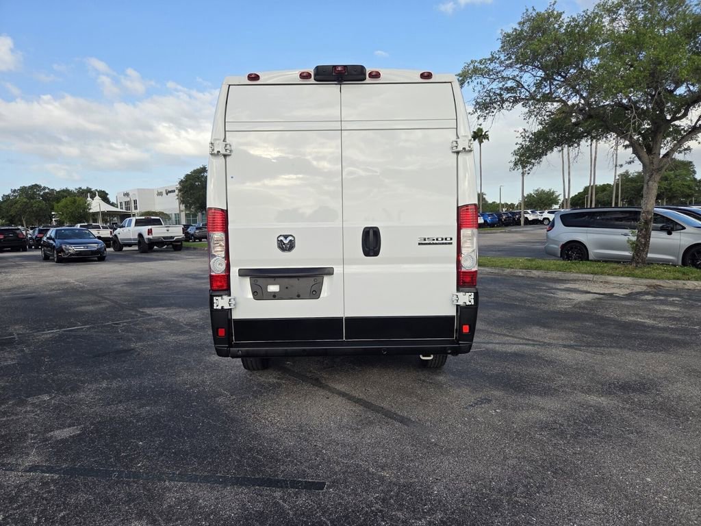 Used 2023 RAM ProMaster 3500 w/ Convenience Group FWD image 7
