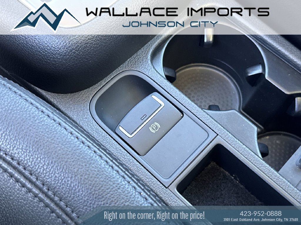 Used 2017 Volkswagen Tiguan SEL AWD/4WD image 20
