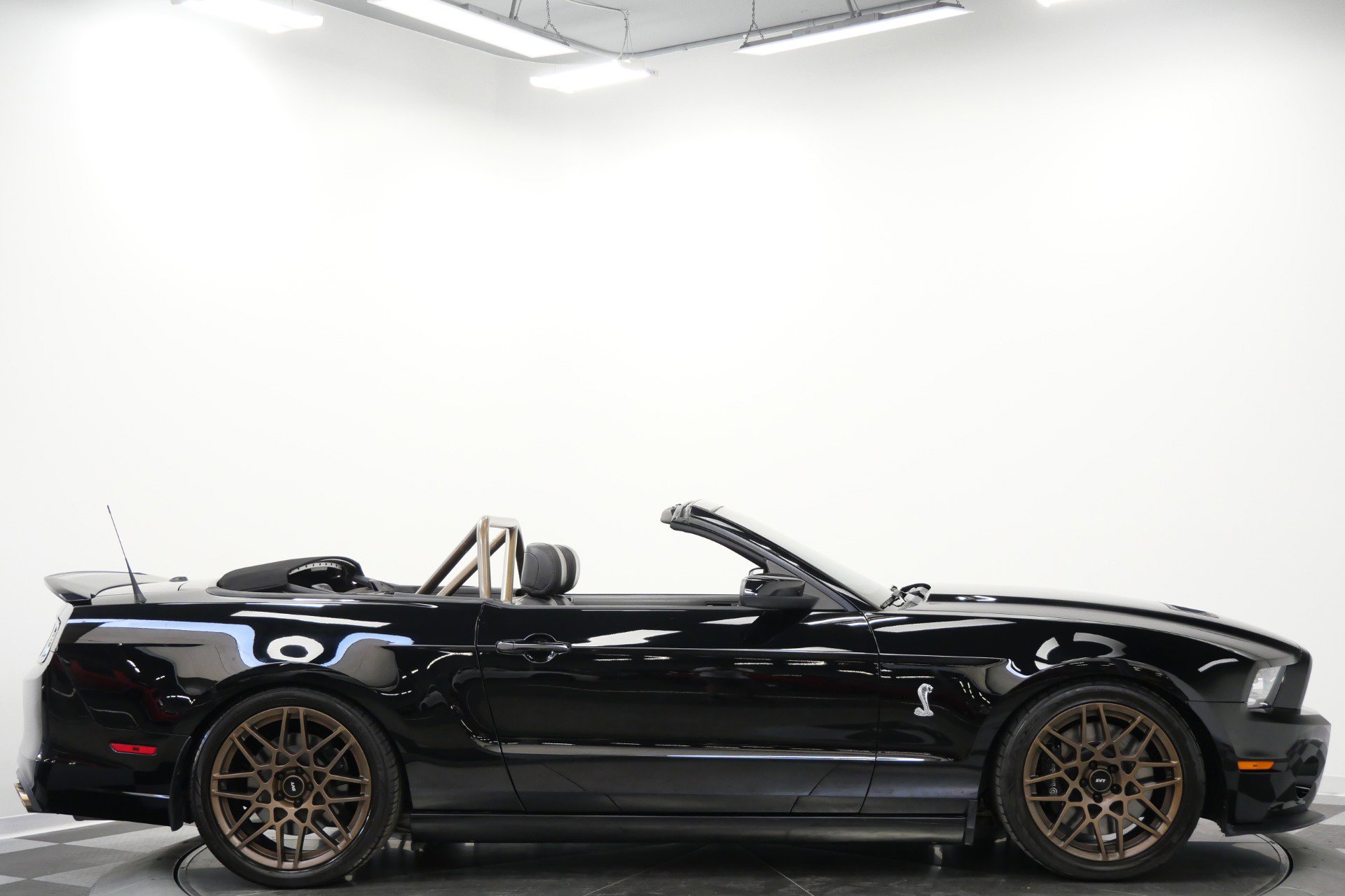 Used 2013 Ford Mustang Shelby GT500 RWD image 59