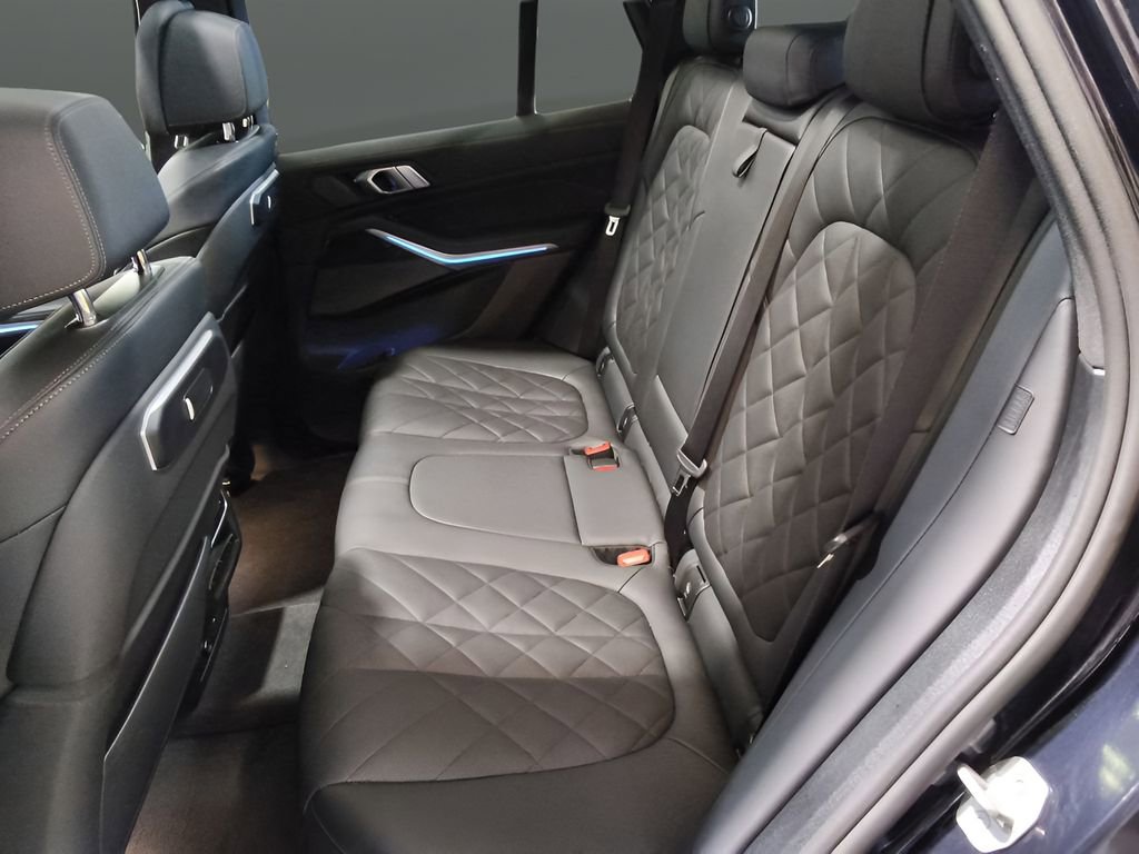Used 2026 BMW X5 xDrive40i image 30