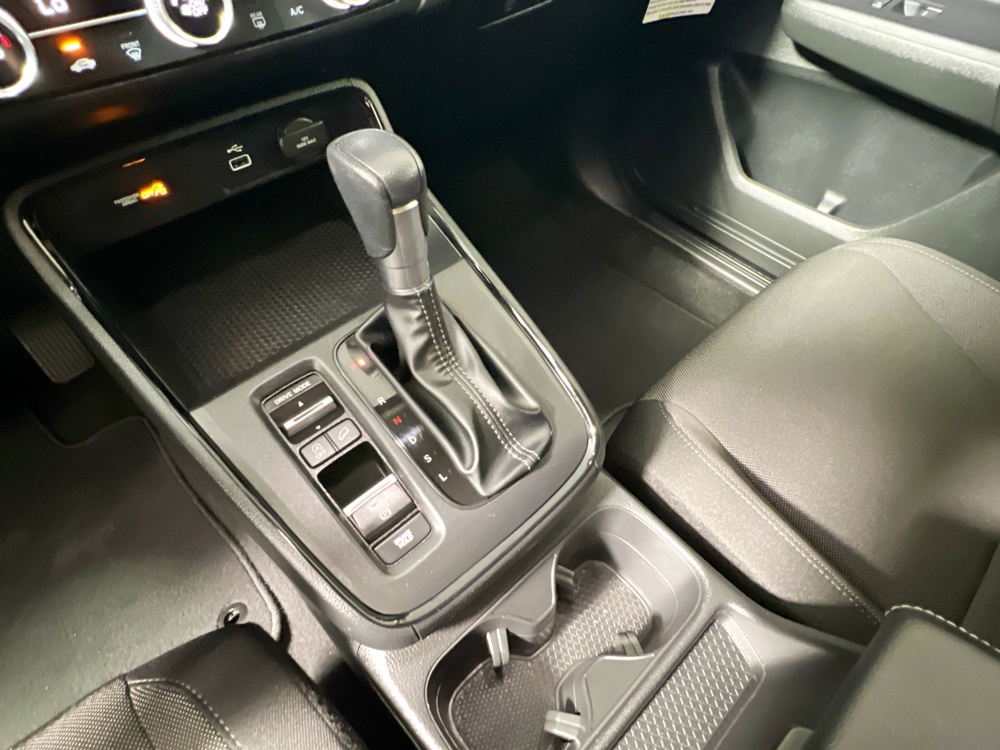 Used 2025 Honda CR-V LX image 26