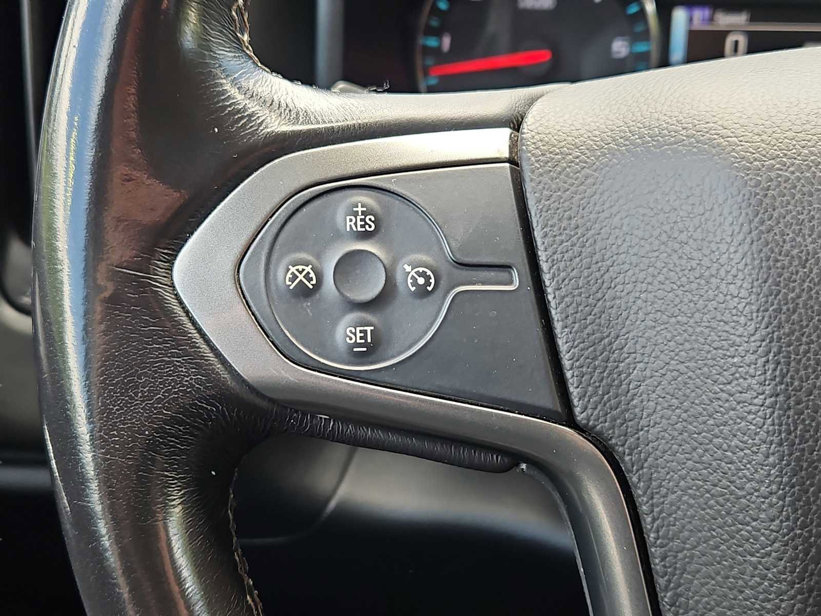 Used 2018 Chevrolet Silverado 1500 LT w/ All Star Edition AWD/4WD image 15