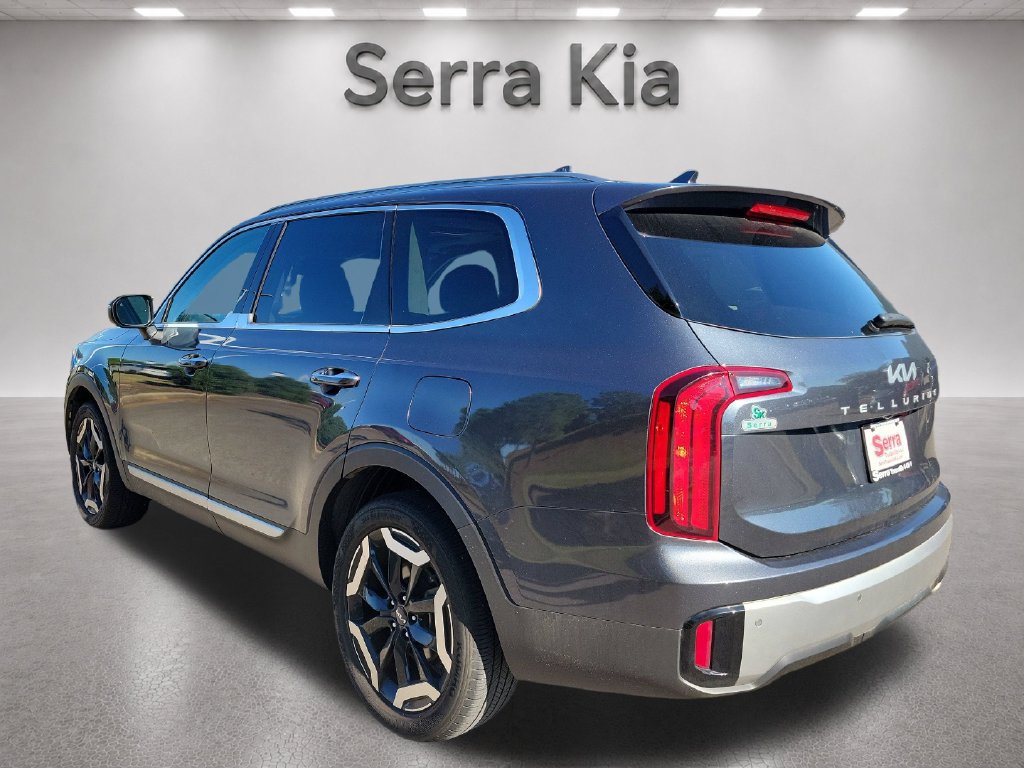 Used 2024 Kia Telluride S w/ S Sunroof Package FWD image 3