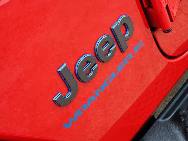 Certified 2025 Jeep Wrangler Sahara image 18
