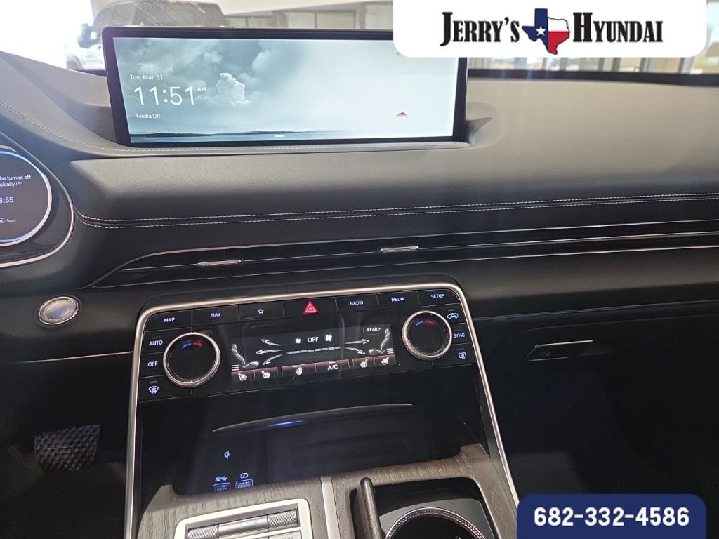 Used 2023 Genesis GV80 3.5T Advanced + w/ Cargo Package image 11