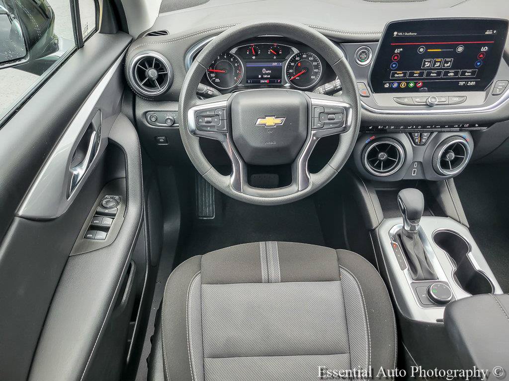 Certified 2025 Chevrolet Blazer LT AWD/4WD image 13