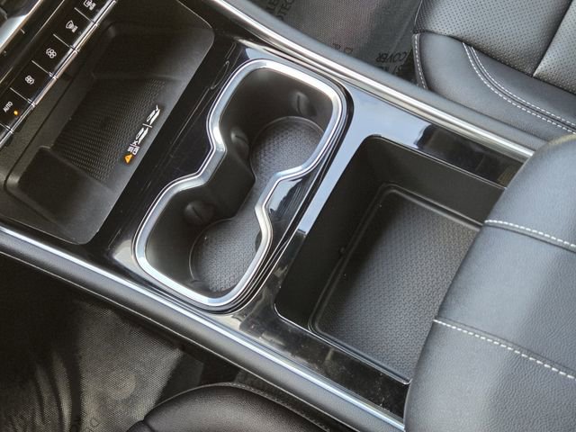 Used 2025 Chevrolet Traverse LT w/ Driver Confidence Package FWD image 20