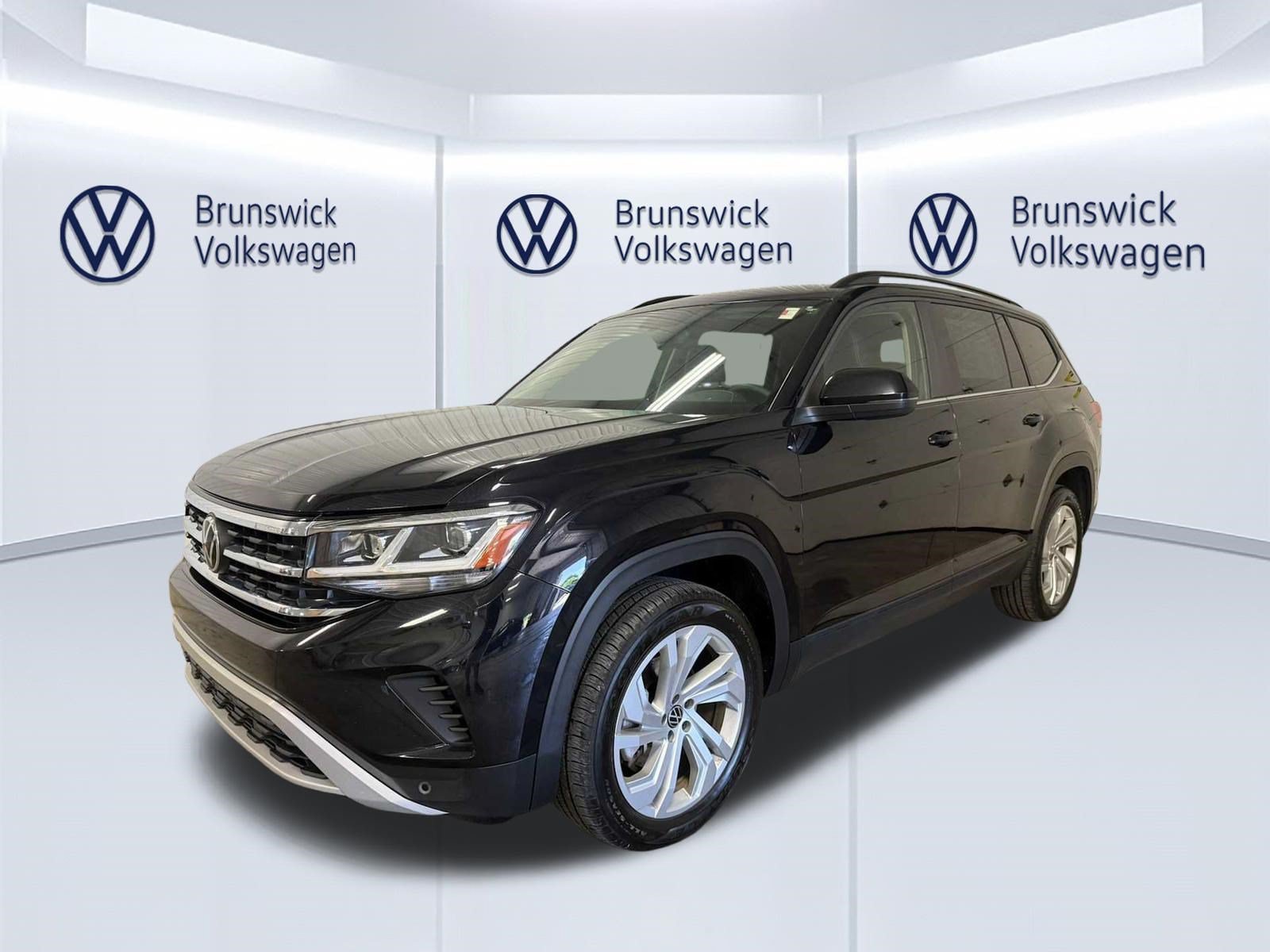 Used 2022 Volkswagen Atlas SE