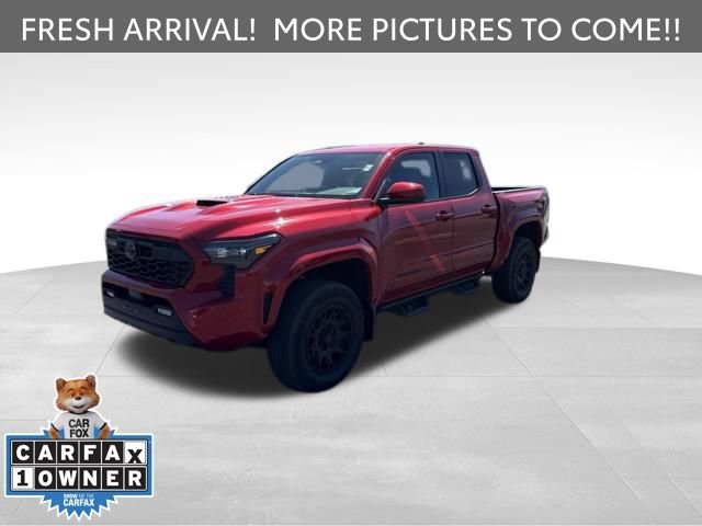 Used 2025 Toyota Tacoma TRD Sport AWD/4WD image 1