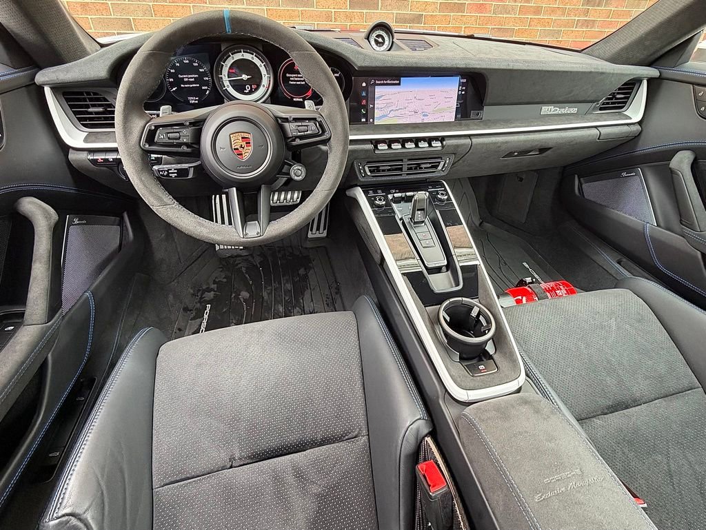 Certified 2024 Porsche 911 Dakar image 13