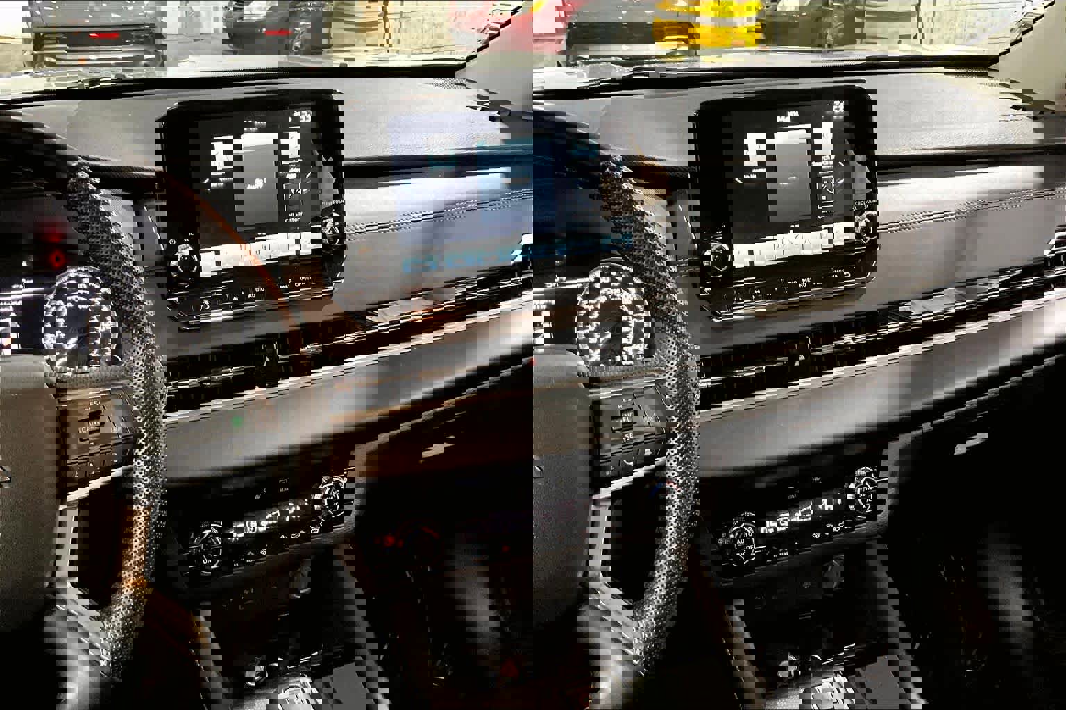 Used 2022 Mitsubishi Outlander SEL image 6