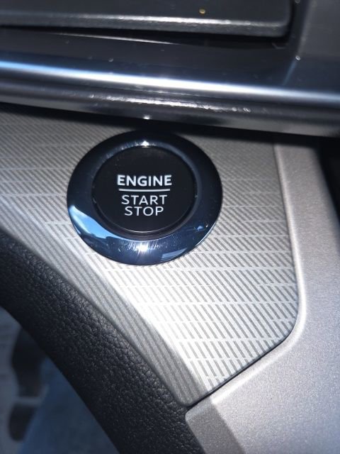 Used 2023 Ford Explorer XLT w/ Equipment Group 202A image 27