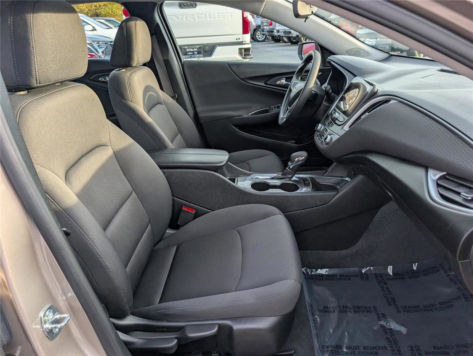 Used 2022 Chevrolet Malibu LT image 12