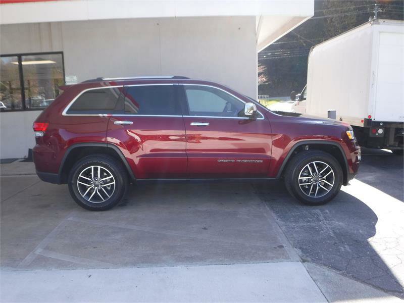 Used 2020 Jeep Grand Cherokee Limited w/ Trailer Tow Group IV image 2