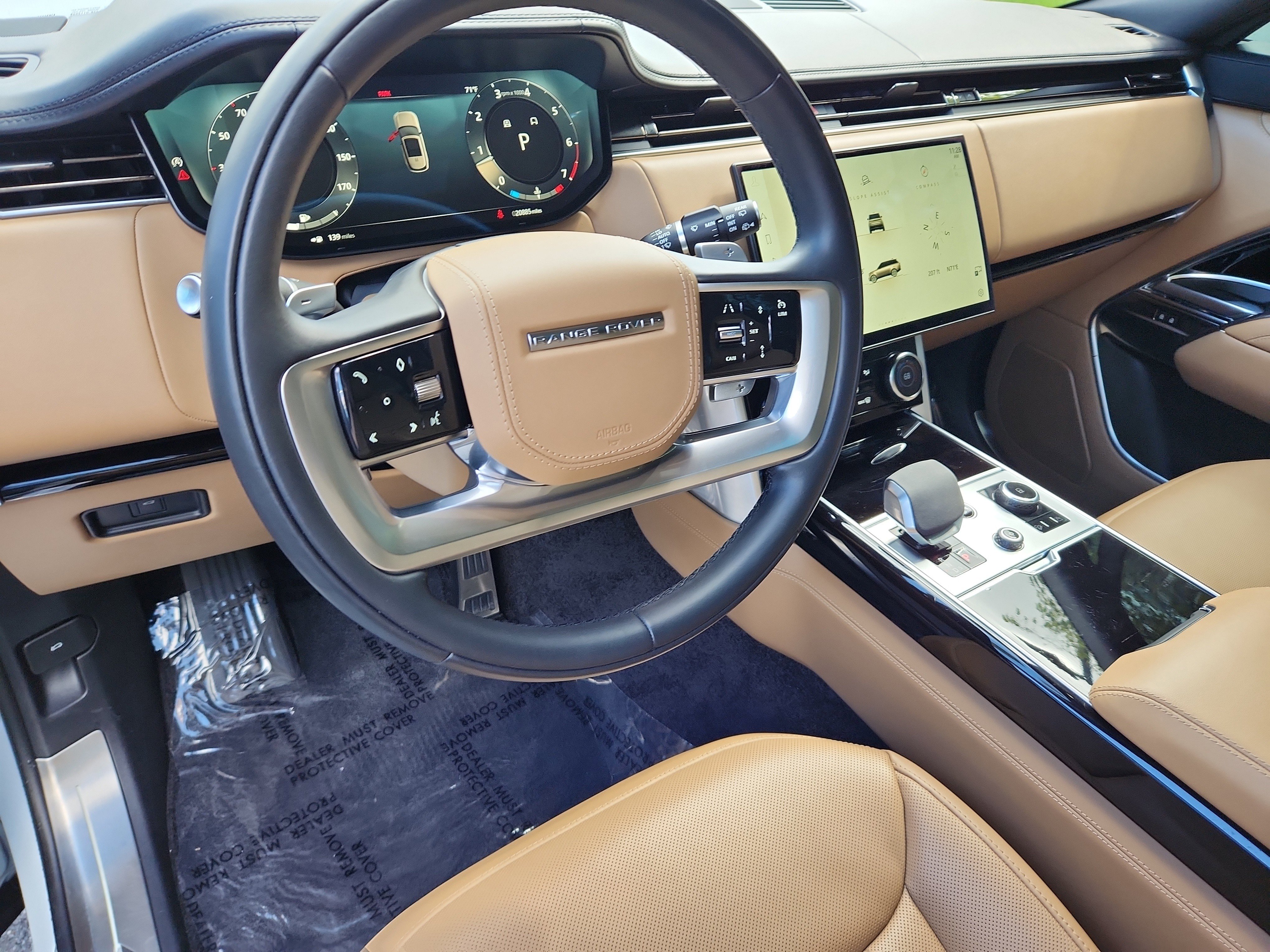 Used 2023 Land Rover Range Rover SE image 15