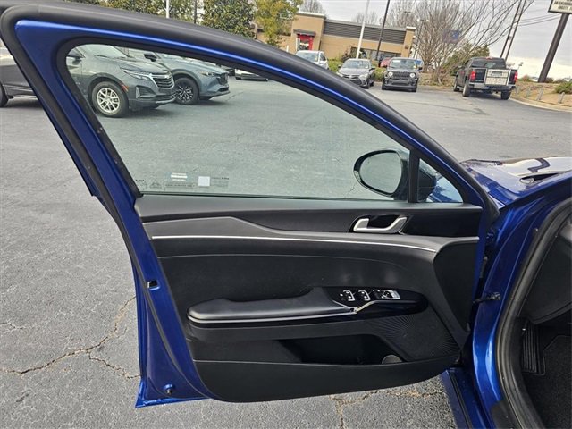 Used 2024 Kia K5 GT-Line image 30