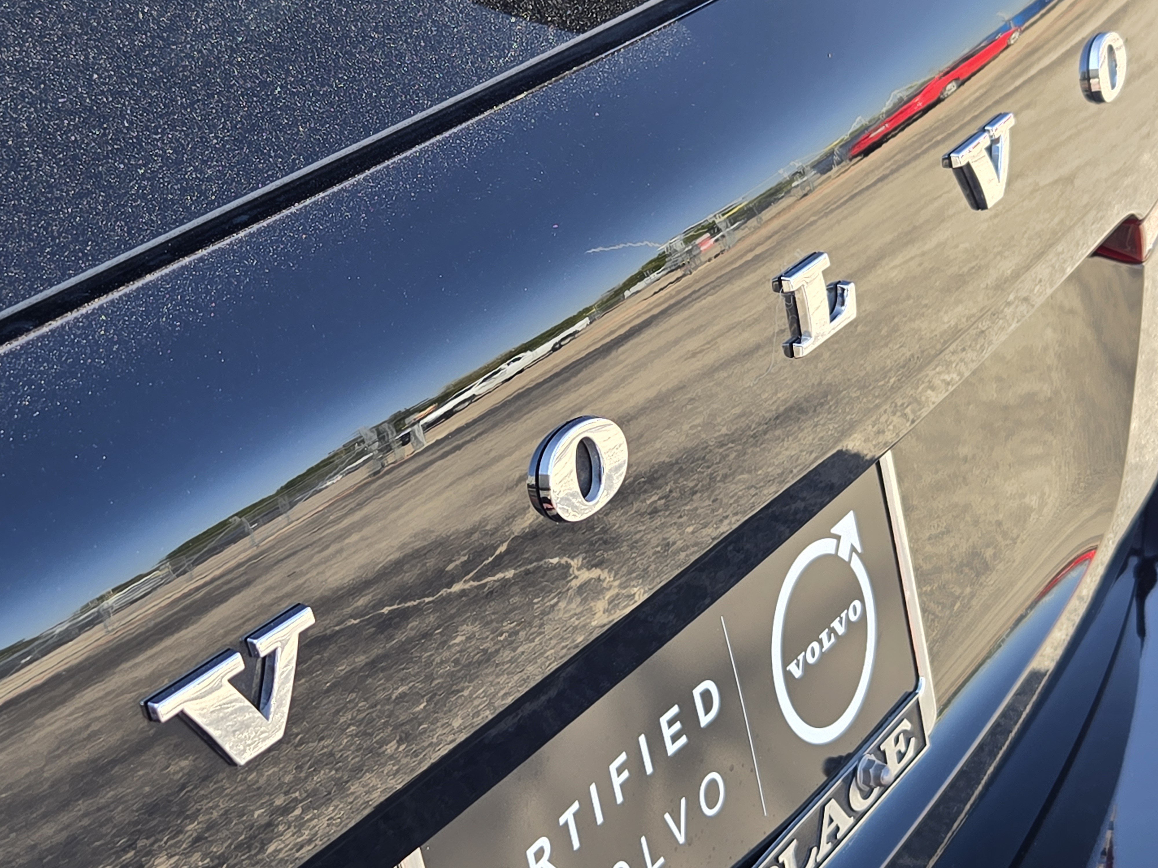 Used 2024 Volvo XC60 B5 Plus w/ Climate Package AWD/4WD image 39