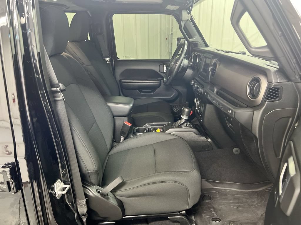 Used 2021 Jeep Wrangler Unlimited Sport AWD/4WD image 21