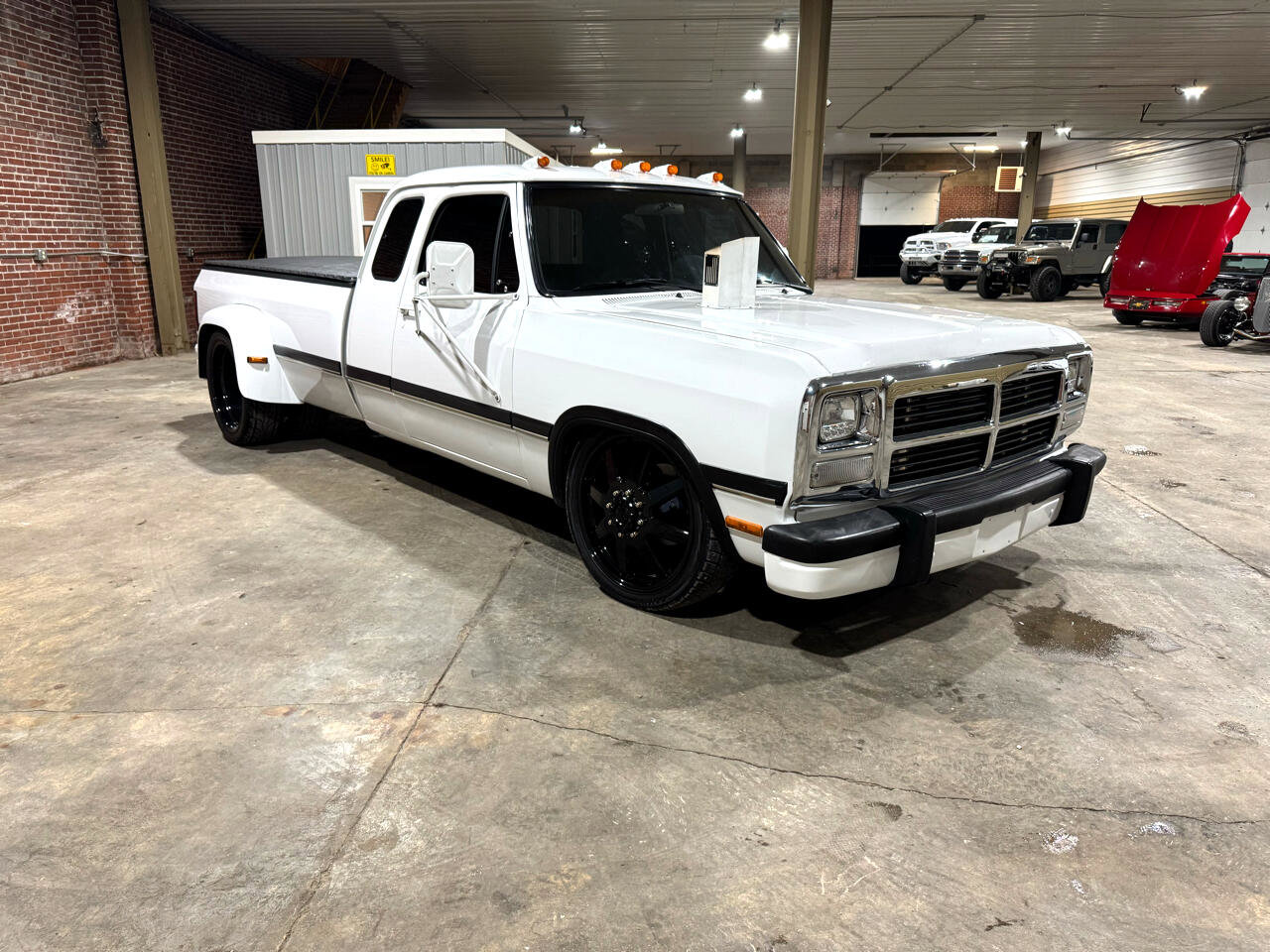 Used 1993 Dodge D/W Truck 350 image 2