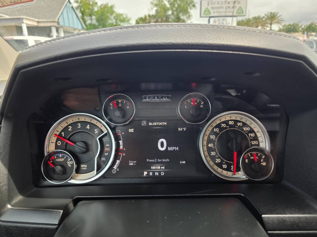 Used 2018 RAM 1500 Laramie RWD image 18
