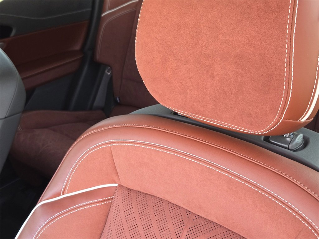 Used 2024 Lincoln Nautilus Black Label image 15