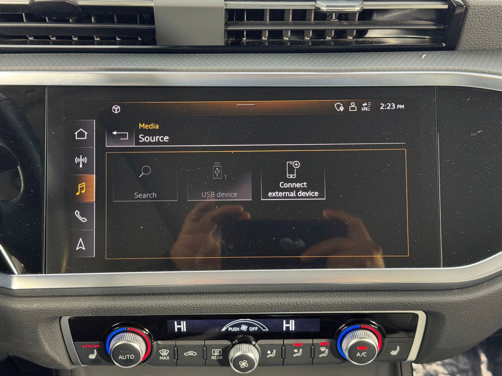 Used 2023 Audi Q3 2.0T Premium Plus image 26