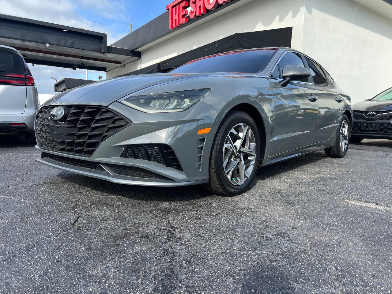 Used 2021 Hyundai Sonata SEL image 2