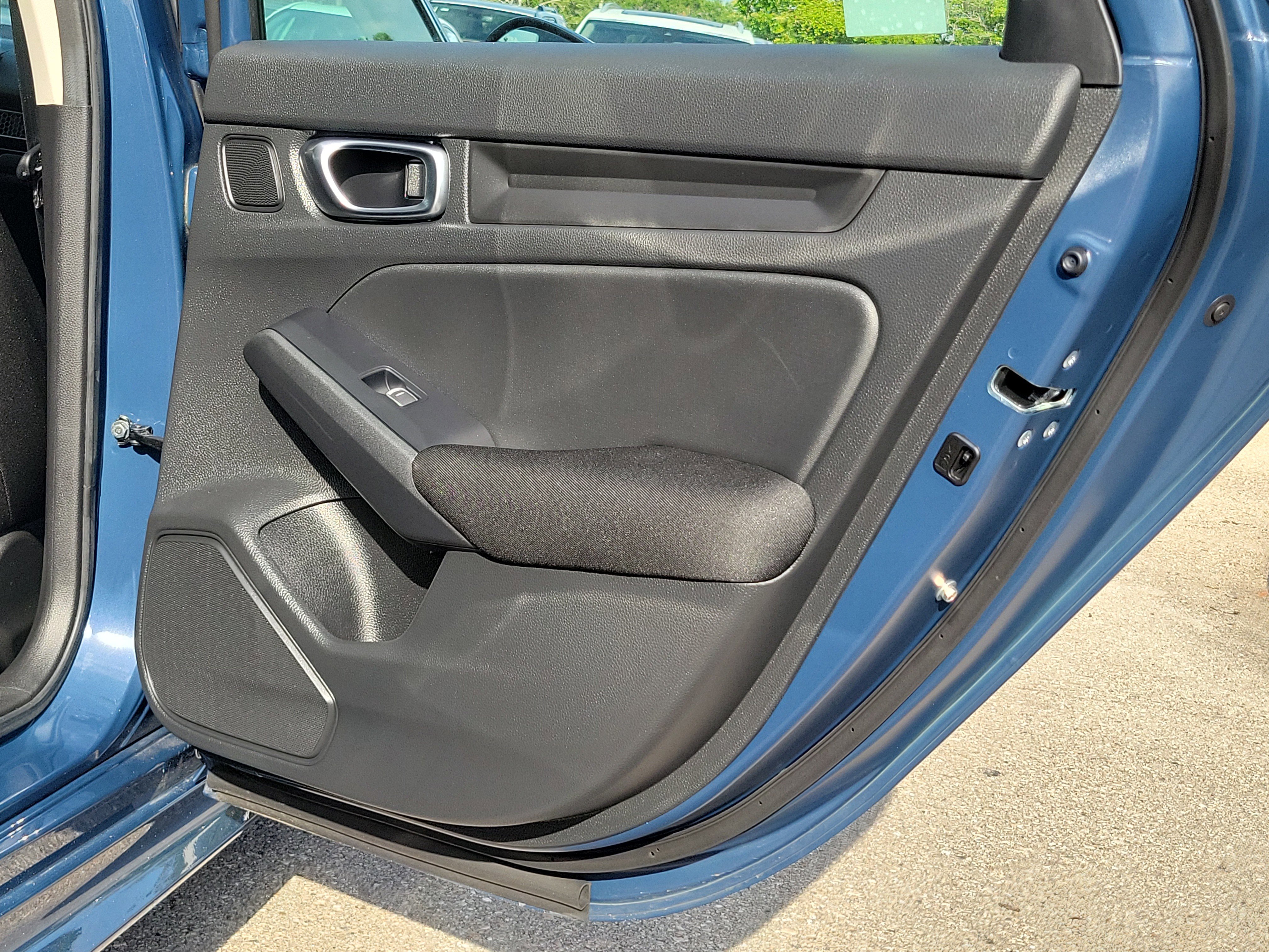 Certified 2025 Honda Civic LX image 28