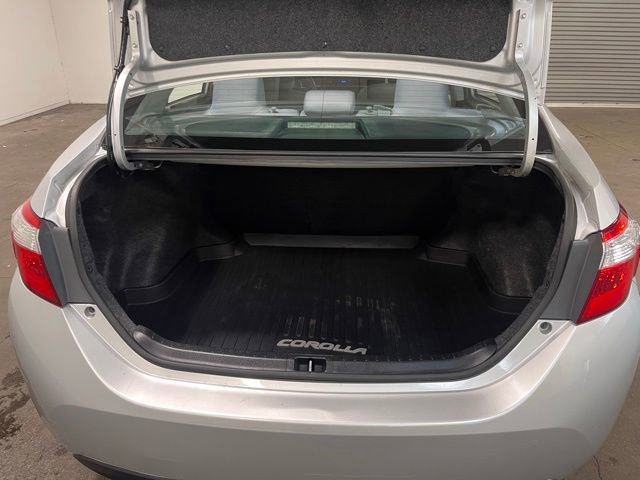 Used 2015 Toyota Corolla LE image 16
