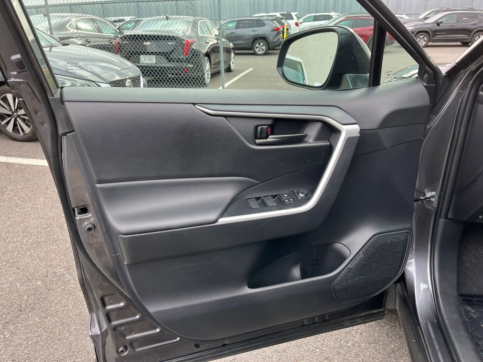 Used 2025 Toyota RAV4 LE image 20