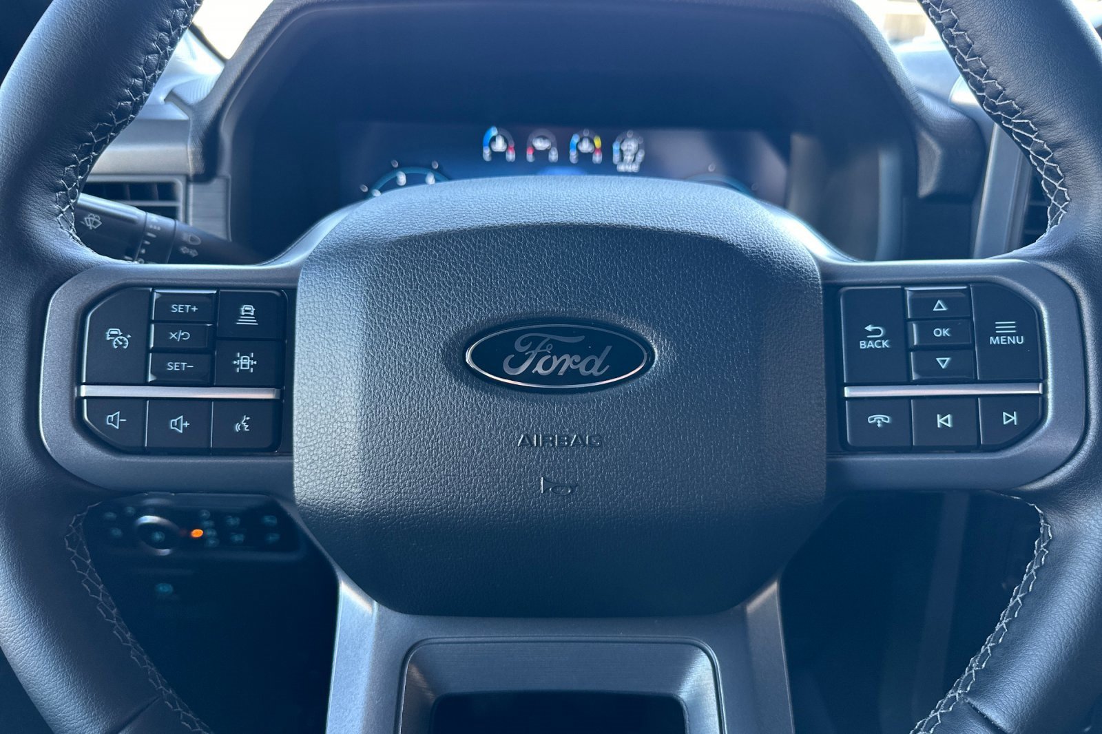 New 2025 Ford F150 XLT w/ Equipment Group 302A MID image 23